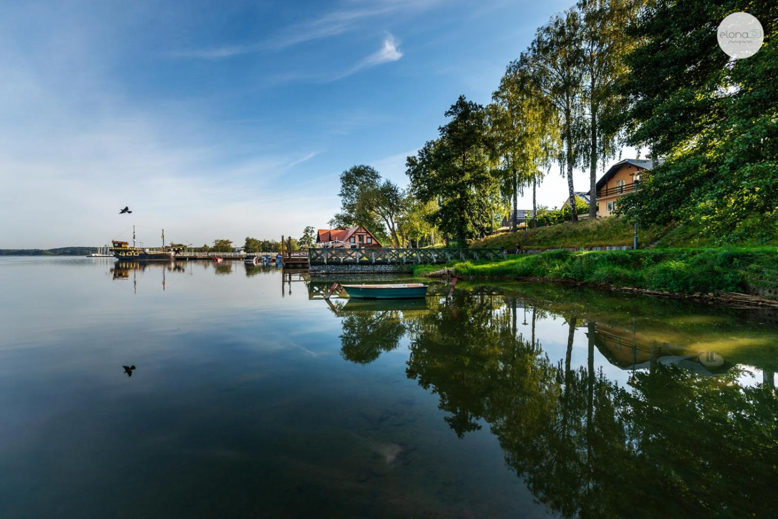 Domek na wodzie - HAUSBOOT - Domek pływający -CHARZYKOWY Zewnętrze zdjęcie